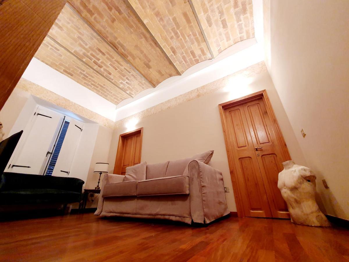 1878s By Aat- Luxury Historic House Piazza Di Spagna Appartement Rome