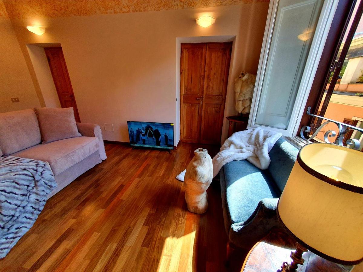 Appartement 1878s By Aat- Luxury Historic House Piazza Di Spagna Rome