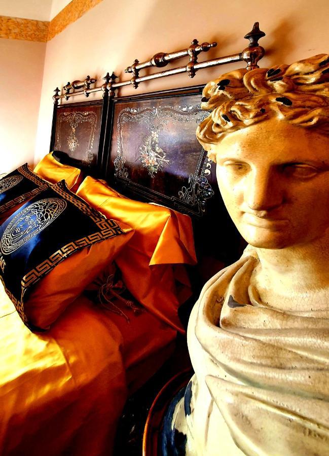 Appartement 1878s By Aat- Luxury Historic House Piazza Di Spagna Rome